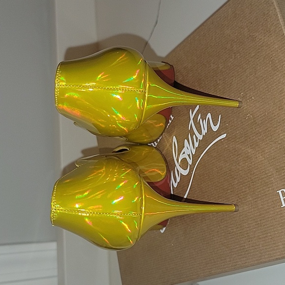 Christian louboutin hot chick - Picture 4 of 8